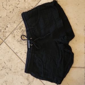 Roxy XS Oceanside Black shorts